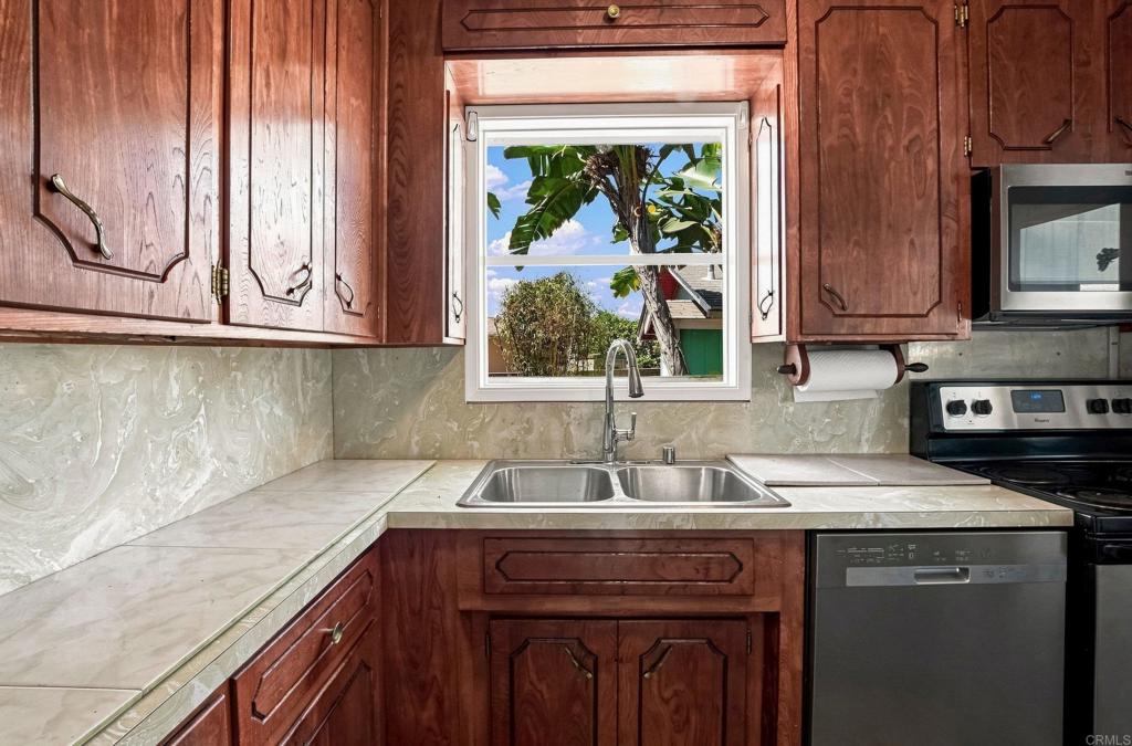 6401 Lanston Street Property Photo 20
