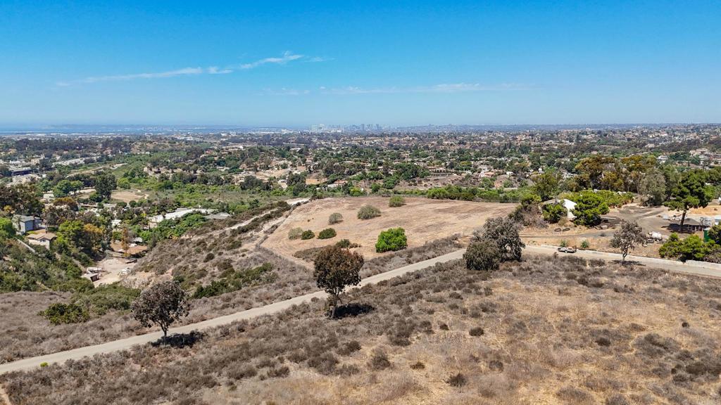 Randy Lane Property Photo 8