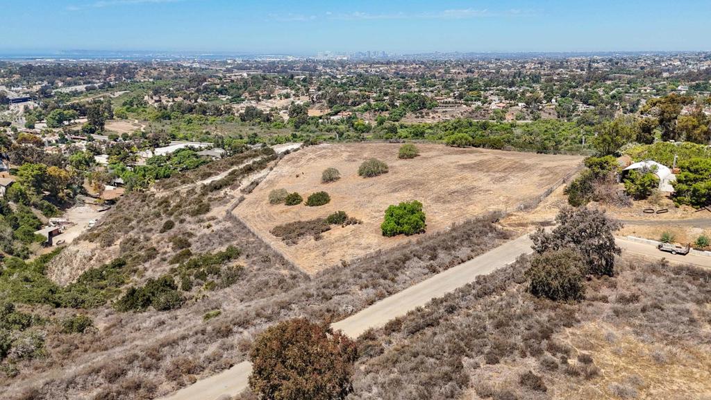 Randy Lane Property Photo 9