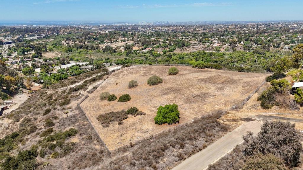 Randy Lane Property Photo 10