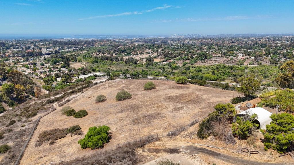 Randy Lane Property Photo 11