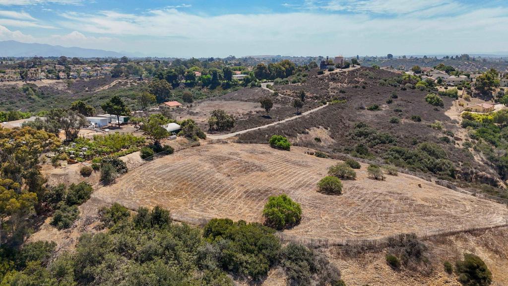 Randy Lane Property Photo 18
