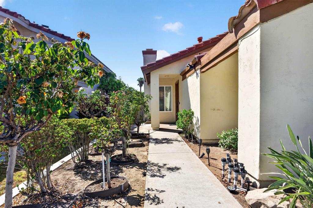 12011 Via Hacienda Property Photo 4