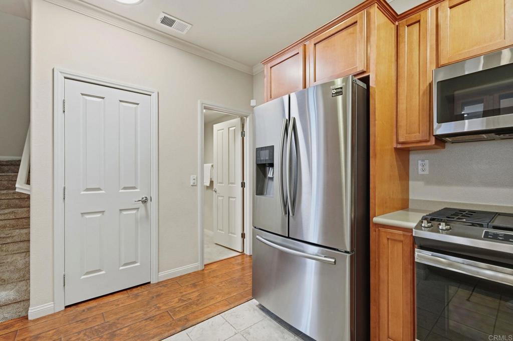 1404 Rosemonde Lane Property Photo 13