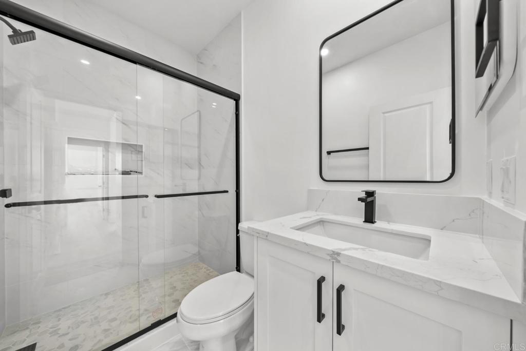 505 E 4th Street Property Photo 14