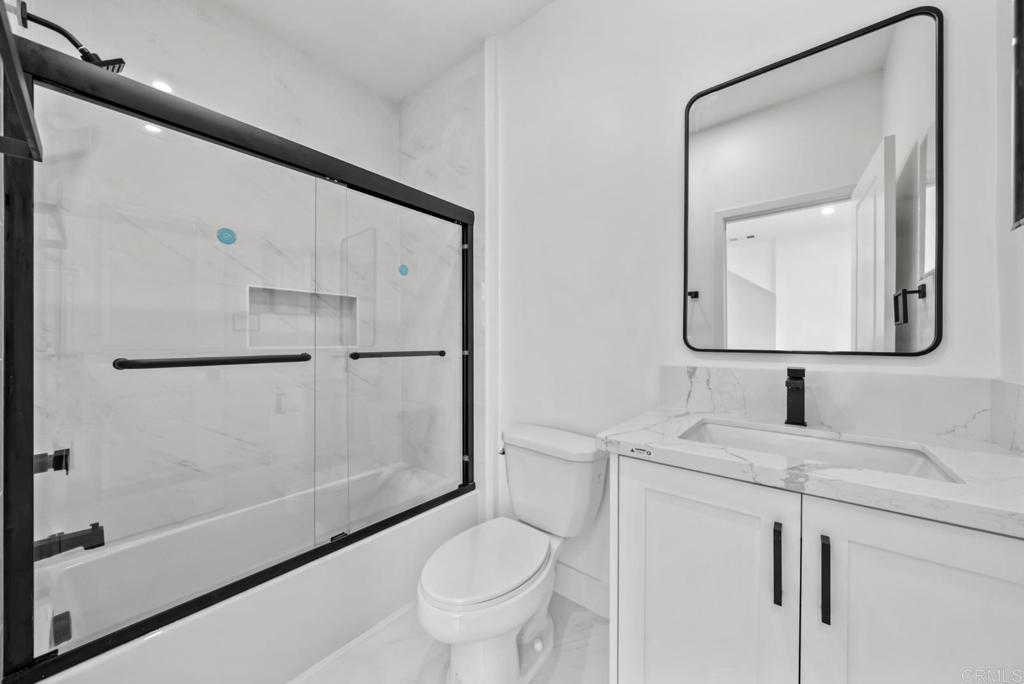505 E 4th Street Property Photo 19