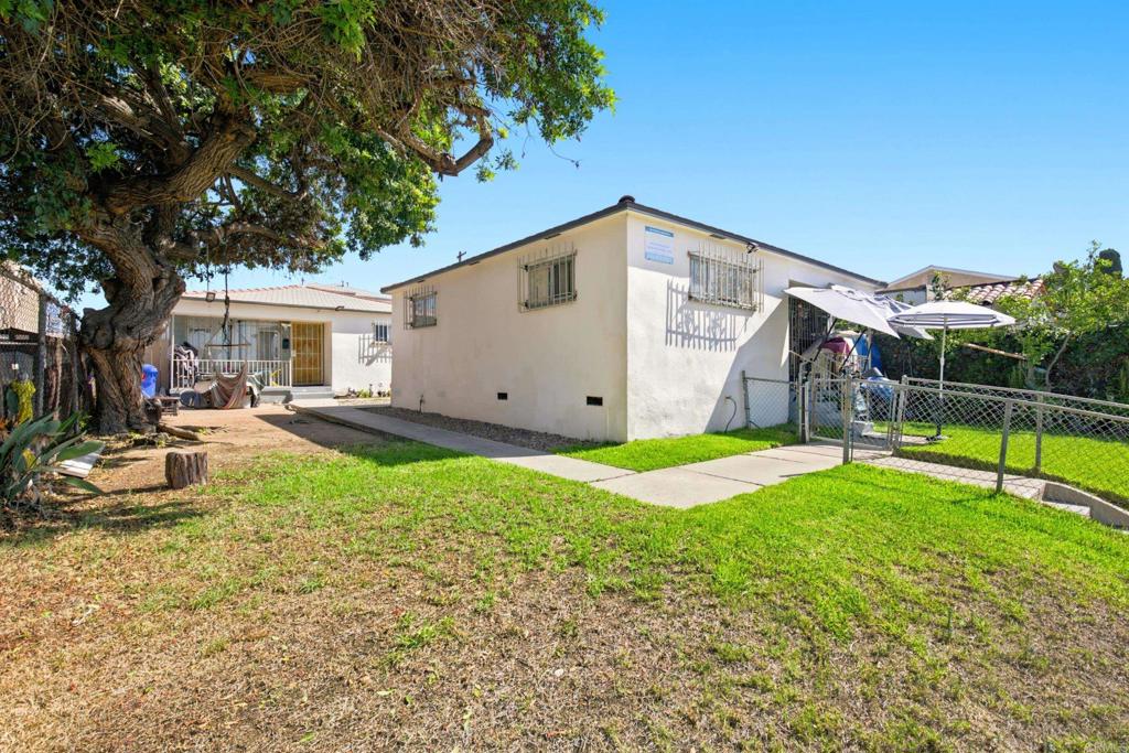 3610 16 Logan Avenue Property Photo 1
