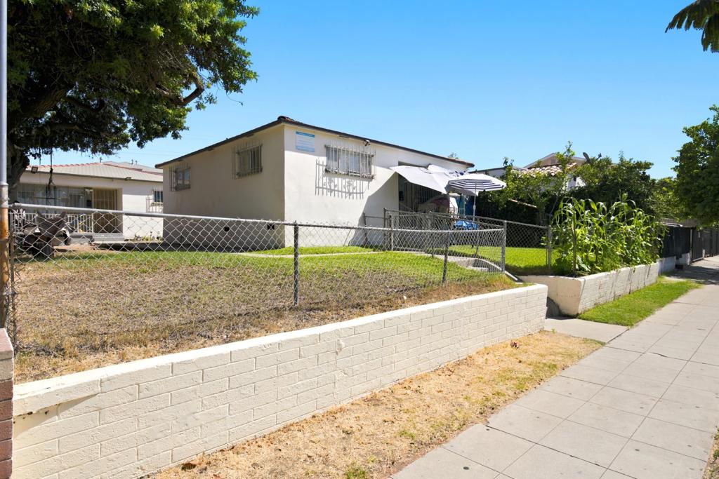 3610 16 Logan Avenue Property Photo 12
