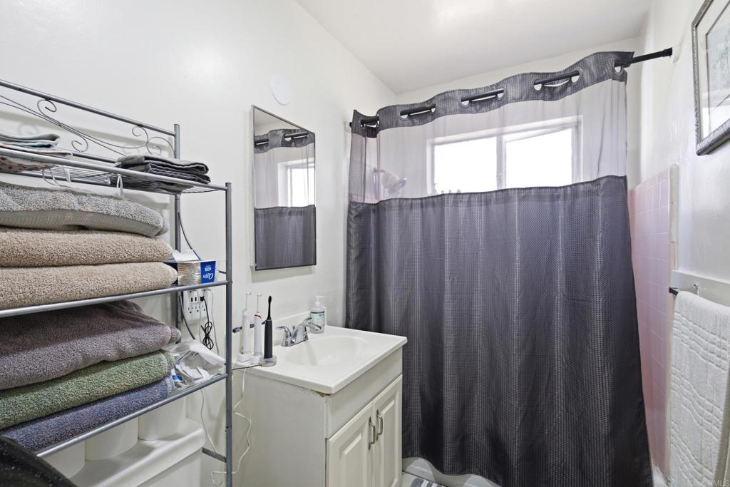 3610 16 Logan Avenue Property Photo 17