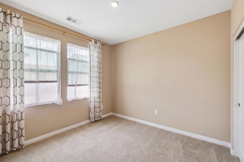 2911 Eldenberry Street Property Photo 25