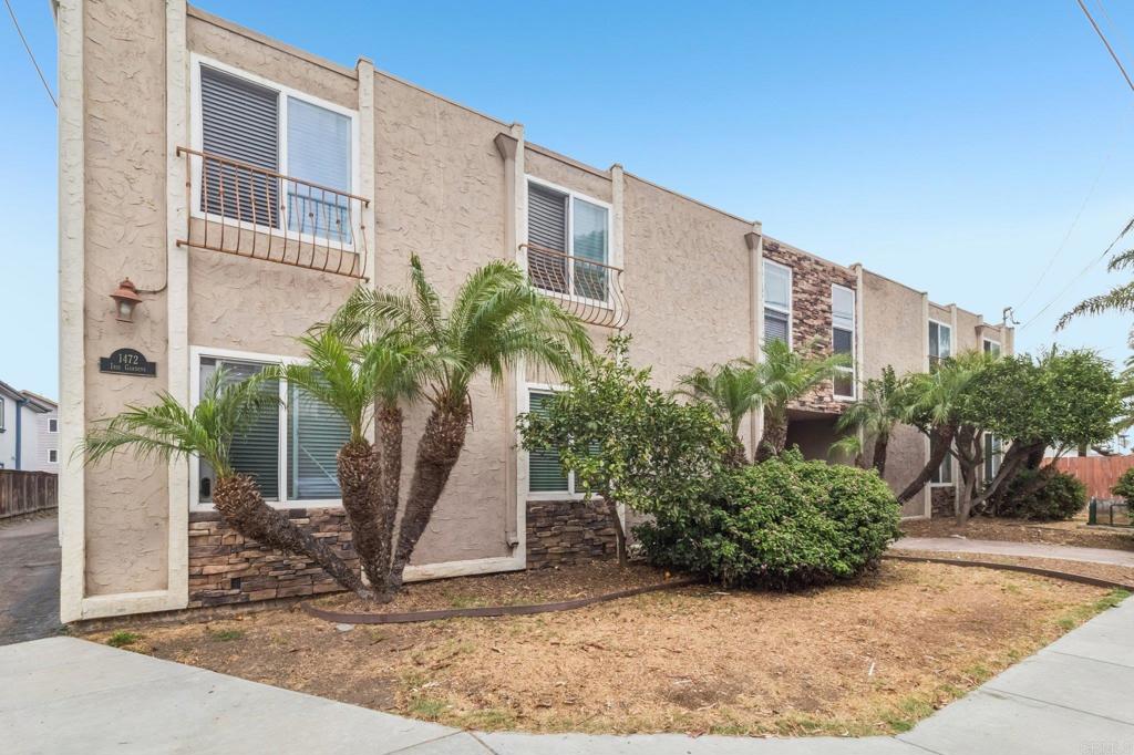 1472 Iris Avenue 2 Property Photo 1