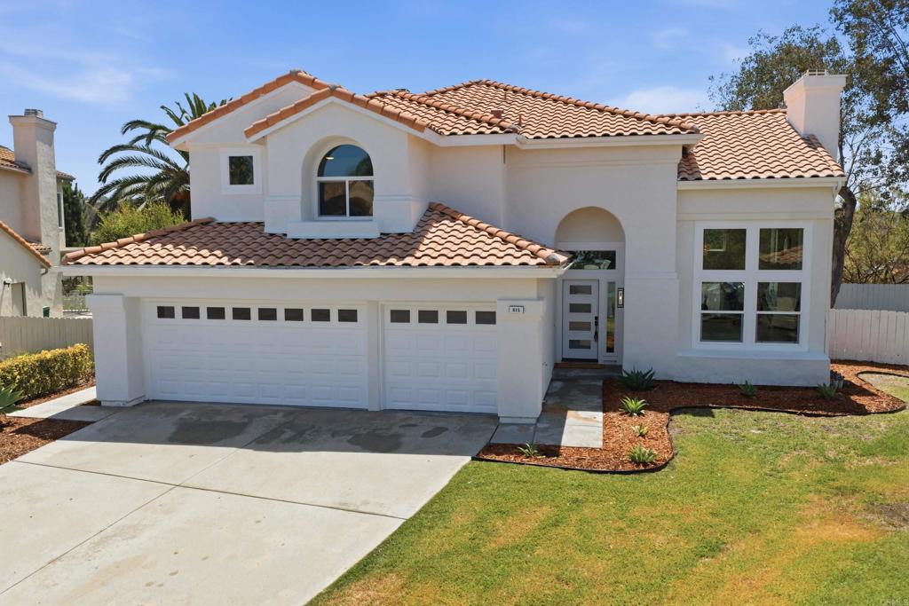 615 Naples Court Property Photo 1
