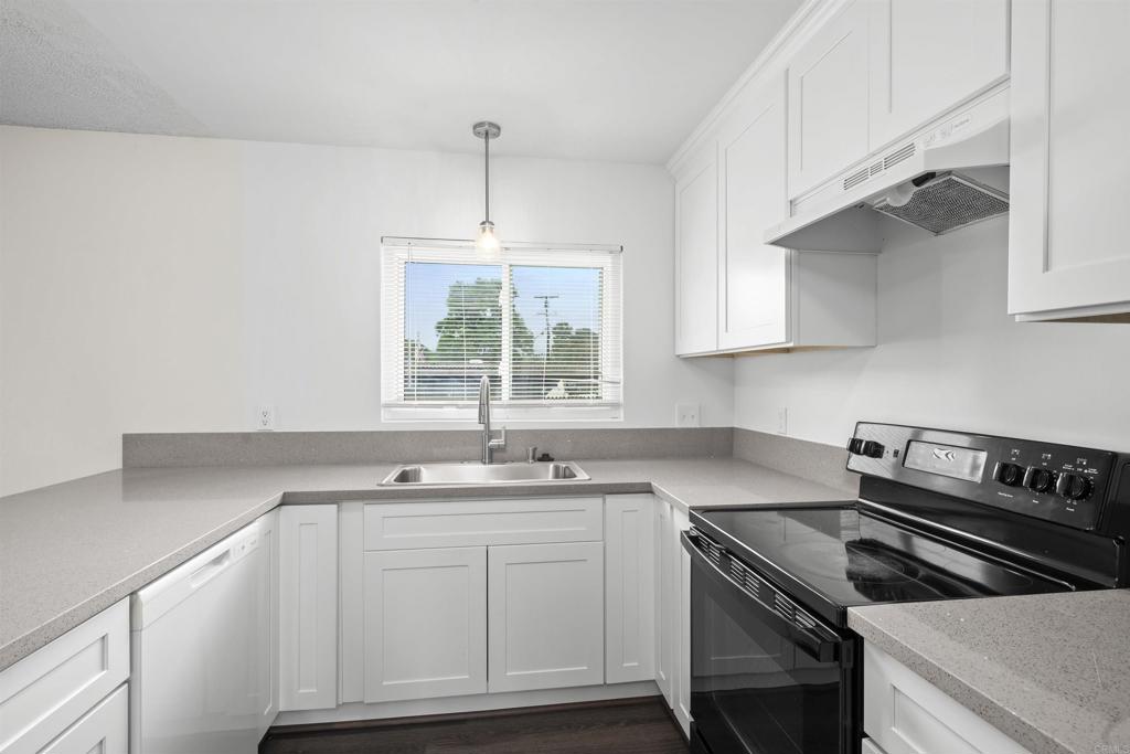 8809 Los Coches Rd Property Photo 4