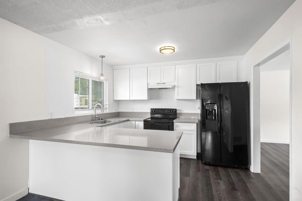 8809 Los Coches Rd Property Photo 5