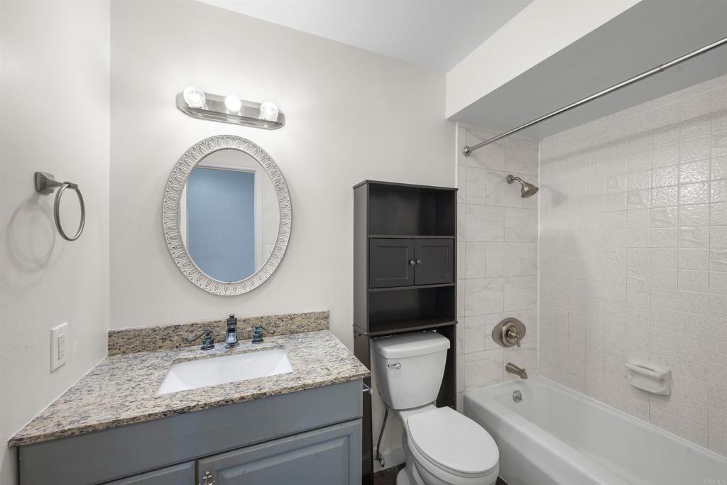 8809 Los Coches Rd Property Photo 19