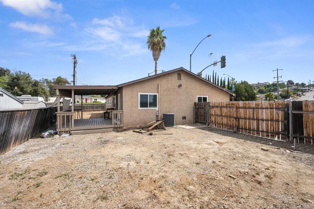 8809 Los Coches Rd Property Photo 20