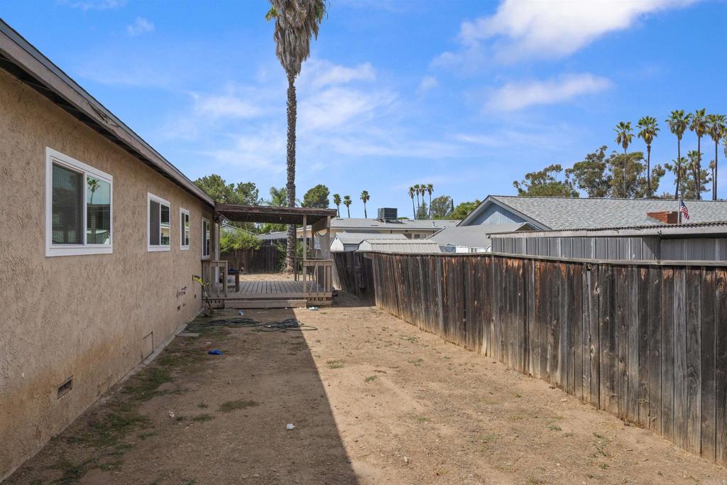 8809 Los Coches Rd Property Photo 22