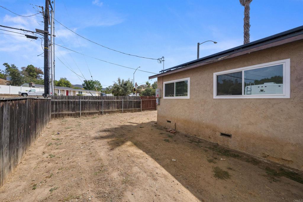 8809 Los Coches Rd Property Photo 29