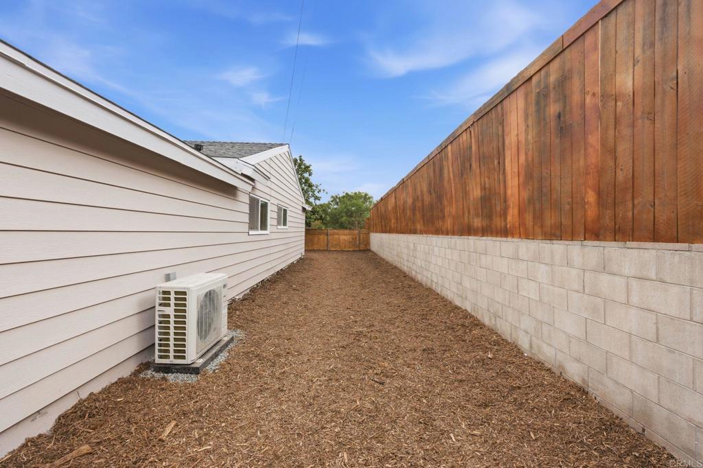 6236 Alderley St Property Photo 25