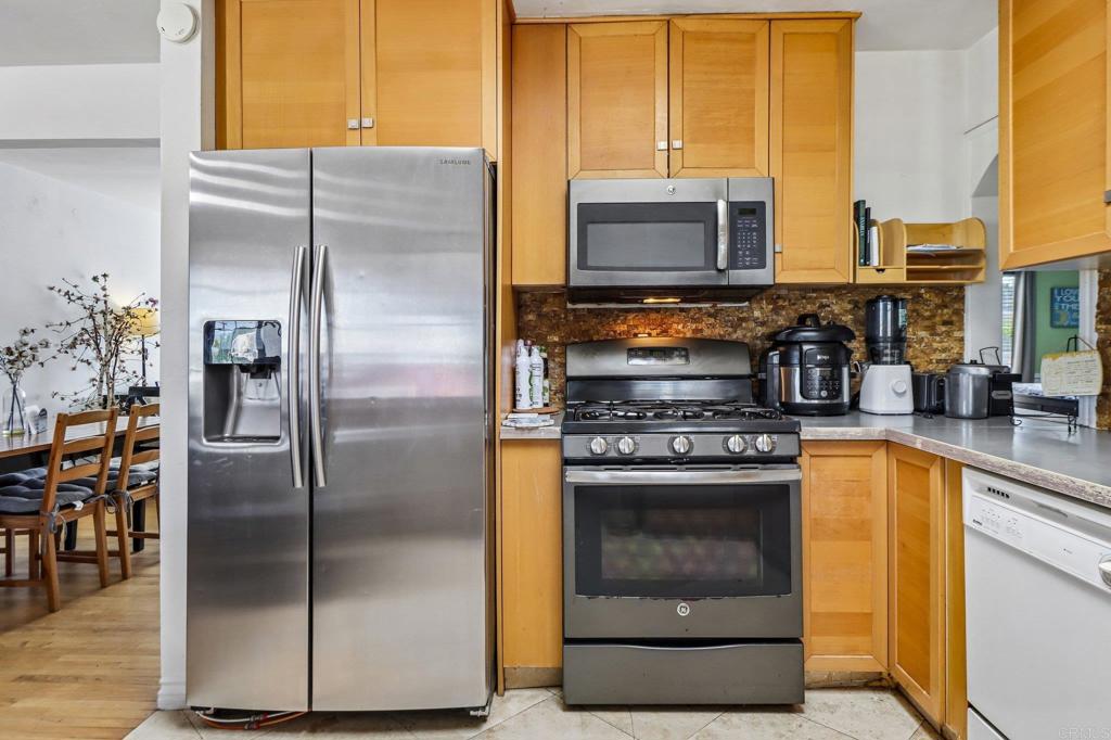 790 Brightwood Avenue Property Photo 10