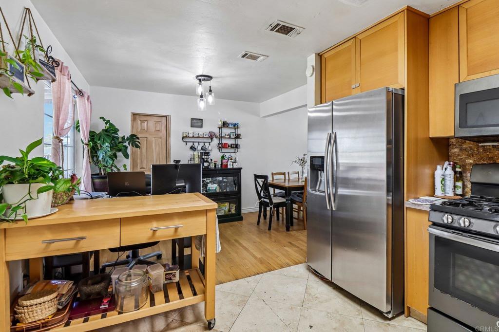 790 Brightwood Avenue Property Photo 11