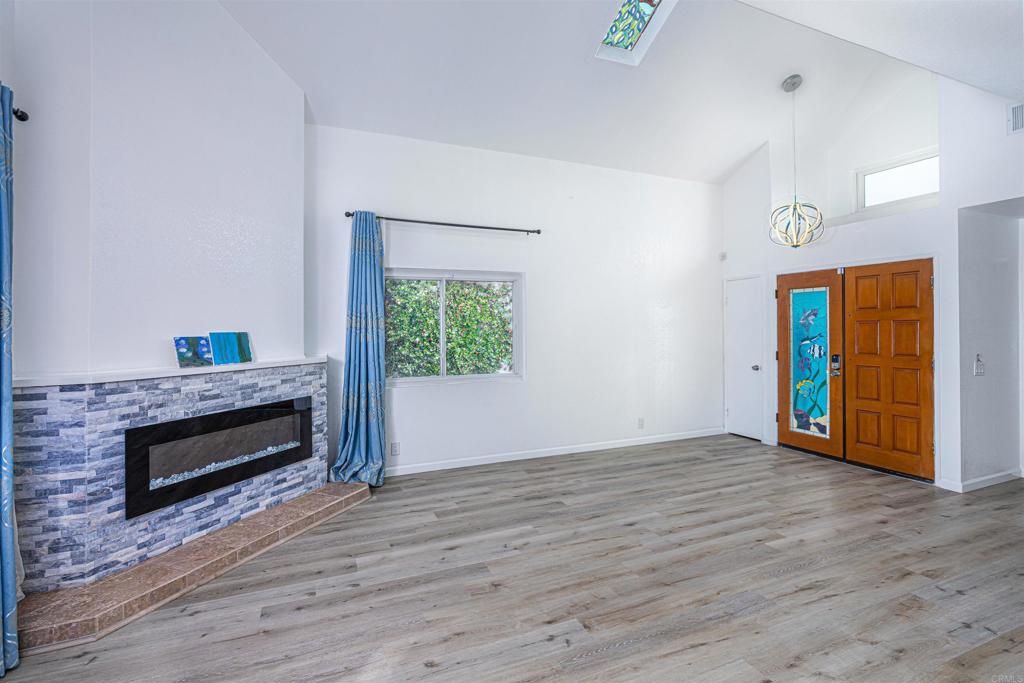6773 Bullock Drive Property Photo 4