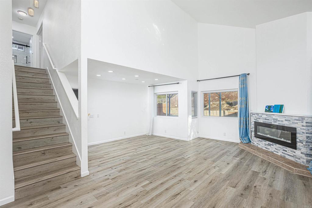 6773 Bullock Drive Property Photo 6