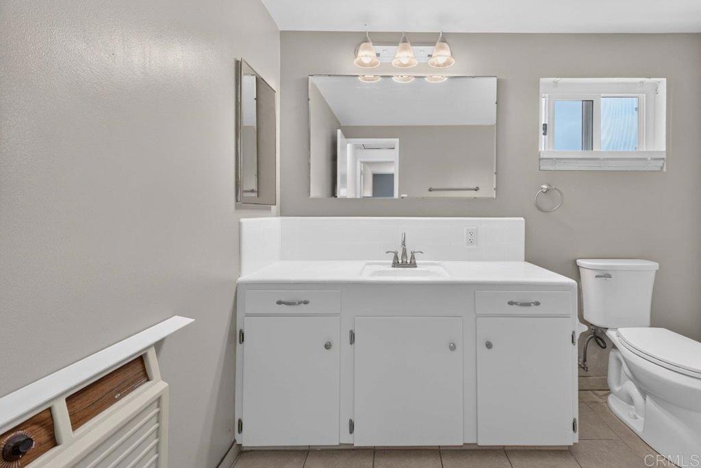 303 Windham Street Property Photo 40