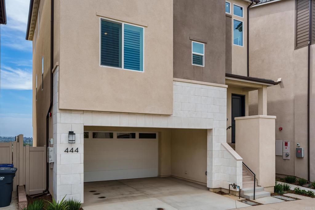444 Bunsen Street Property Photo 3
