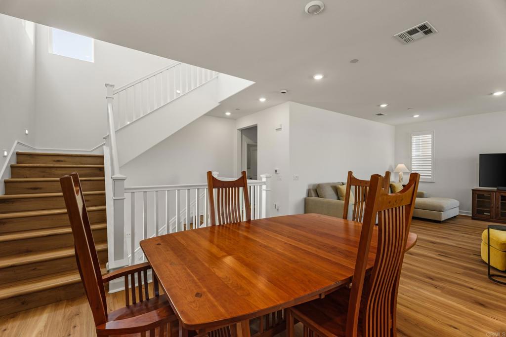 444 Bunsen Street Property Photo 18