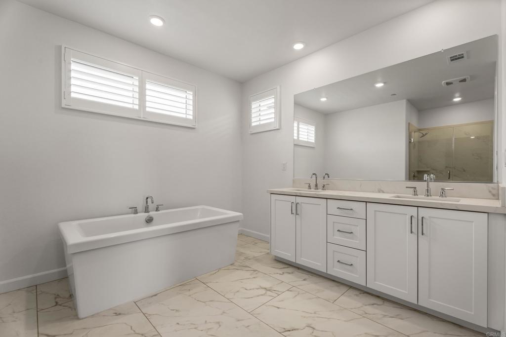 444 Bunsen Street Property Photo 22