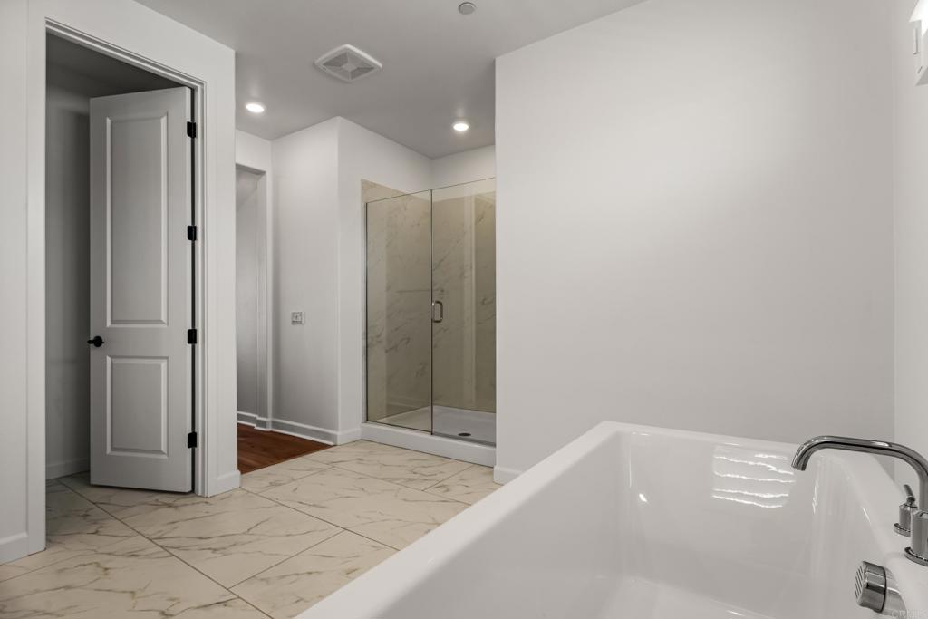 444 Bunsen Street Property Photo 23