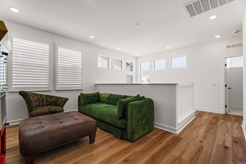 444 Bunsen Street Property Photo 31