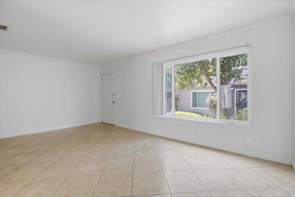 9457 Carlton Oaks Drive B Property Photo 3