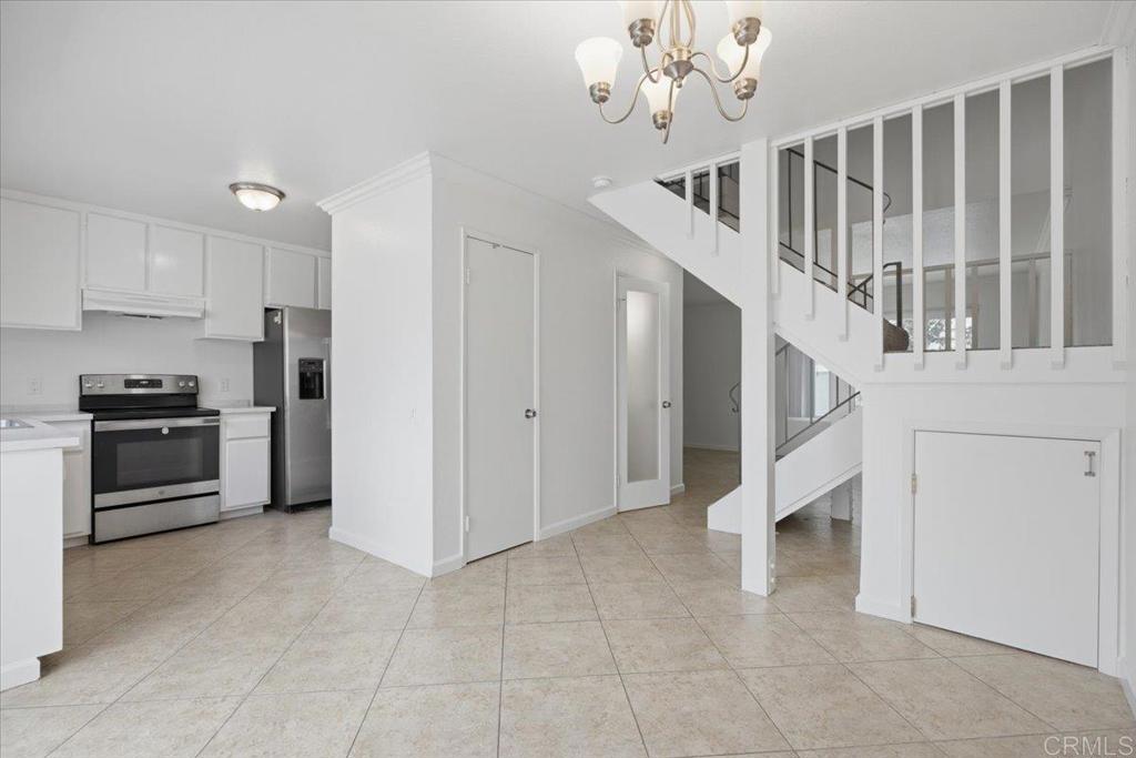 9457 Carlton Oaks Drive B Property Photo 8