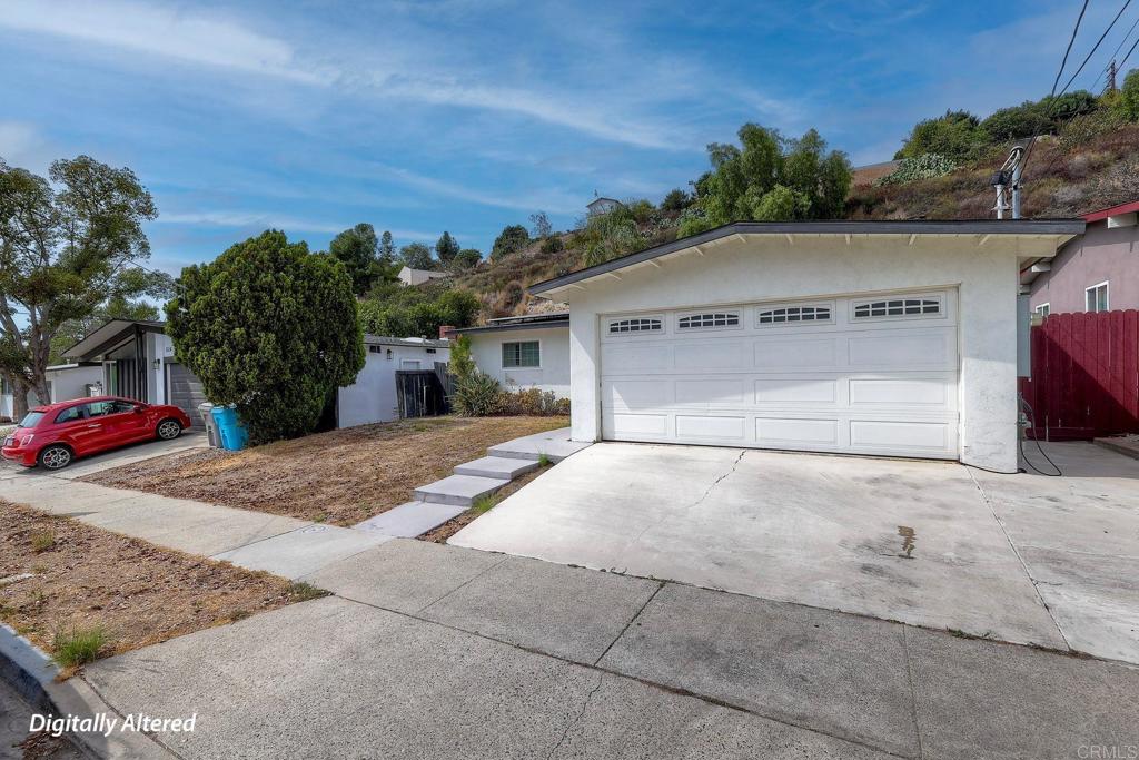 5520 Baja Drive Property Photo 3
