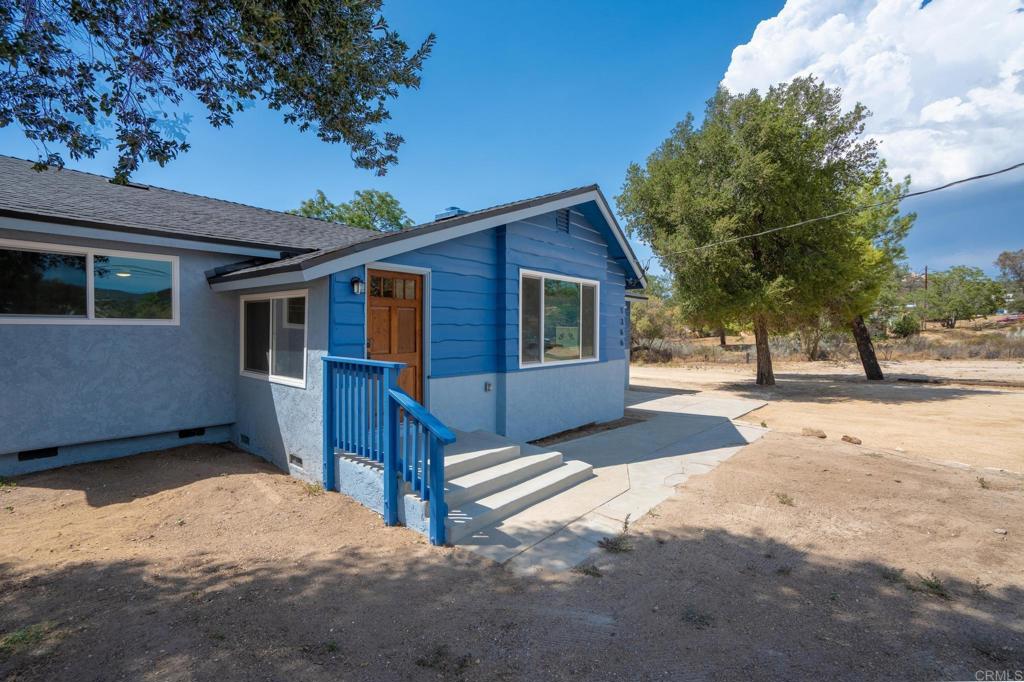 1366 Far Valley Road Property Photo 4