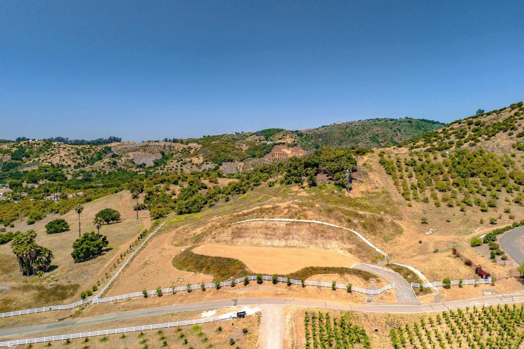 44867 Via Horca Property Photo 8