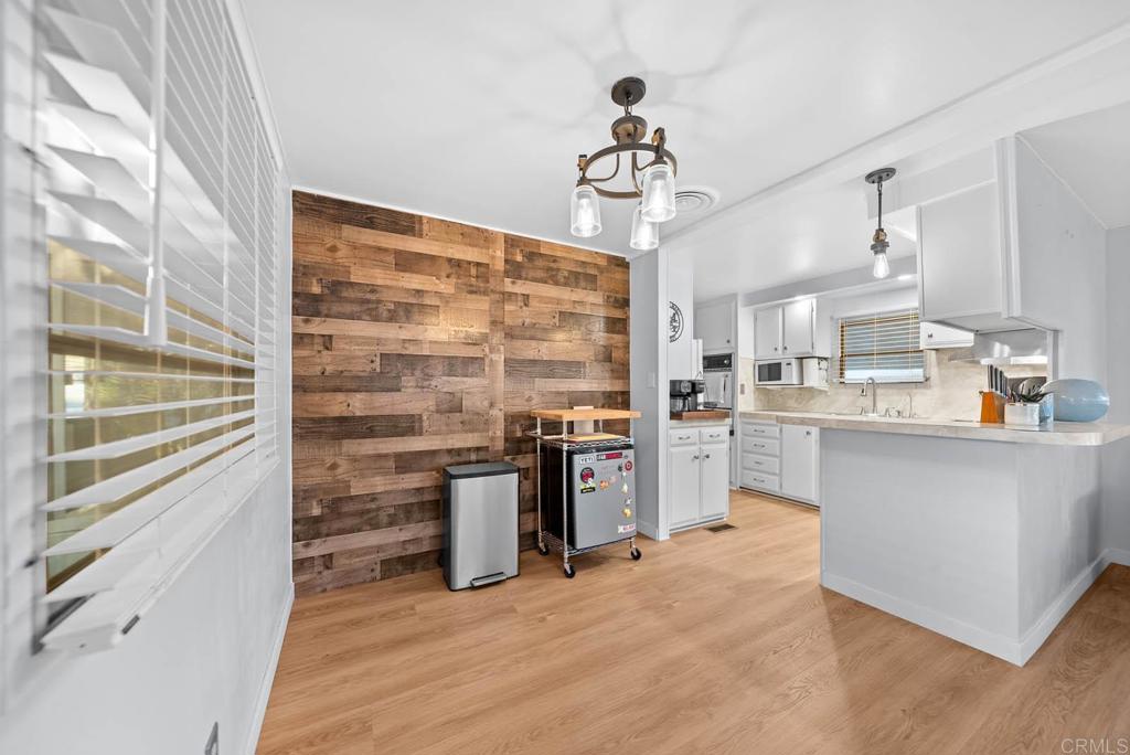 8 Angelus Avenue Property Photo 4