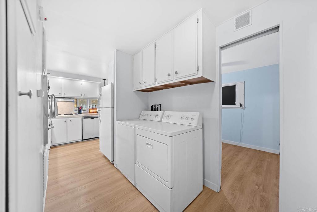 8 Angelus Avenue Property Photo 10
