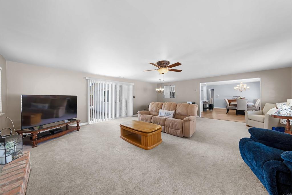 8314 Lake Gaby Avenue Property Photo 11