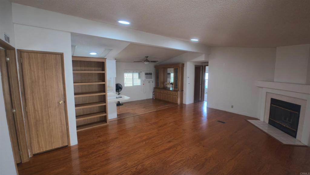 2400 Alpine Blvd 11 Property Photo 11