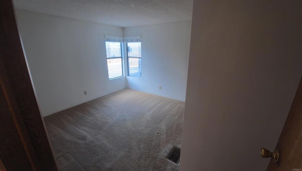 2400 Alpine Blvd 11 Property Photo 18