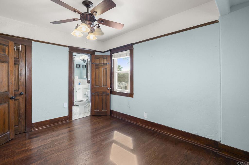 2636 Howard Avenue Property Photo 13