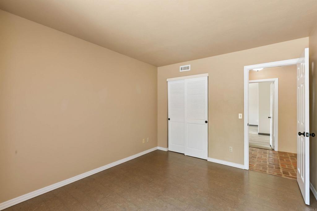 2033 Lilac Lane Property Photo 23