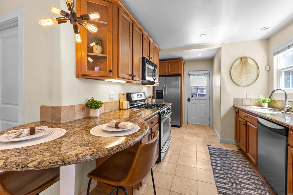 4627 Idaho Street Property Photo 4