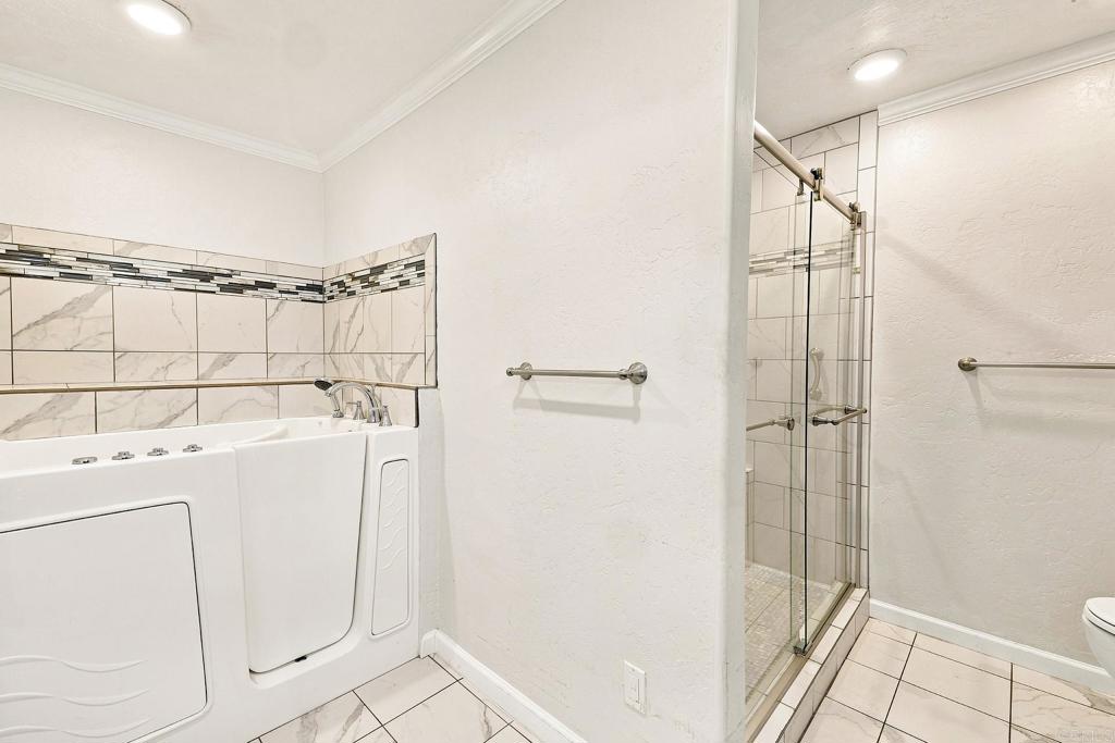 275 S Worthington Street 59 Property Photo 24
