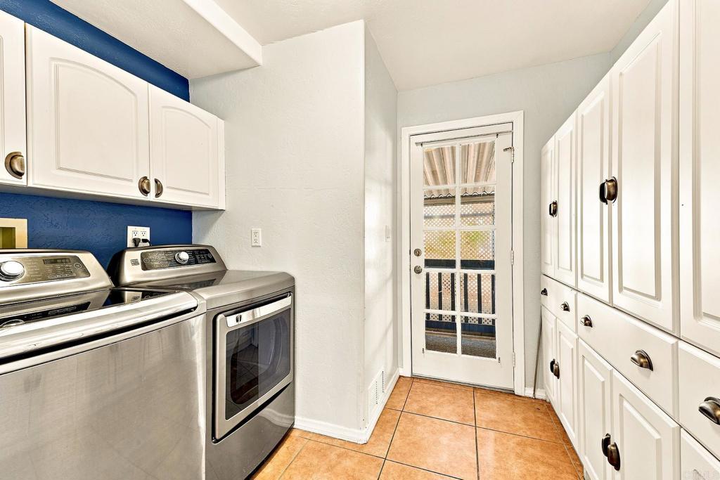 275 S Worthington Street 59 Property Photo 33