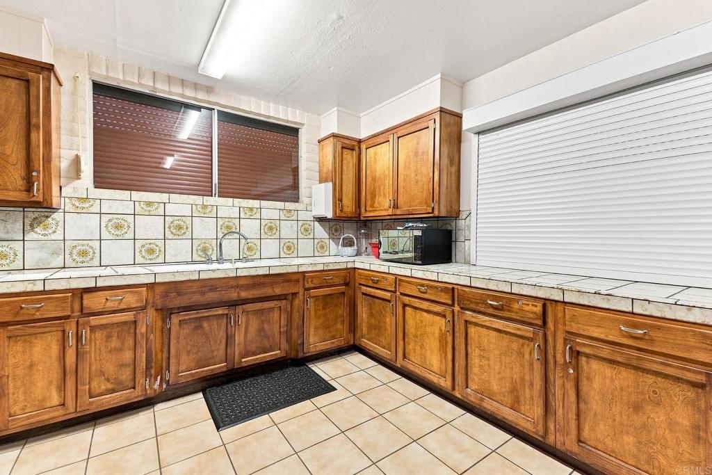 275 S Worthington Street 59 Property Photo 41