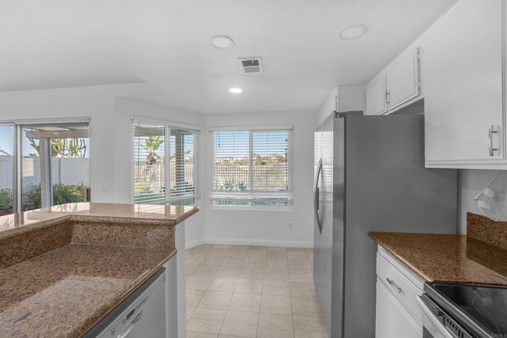 10679 Glendover Lane Property Photo 7